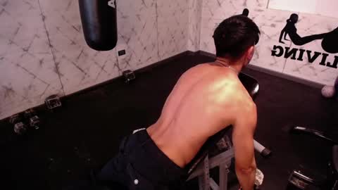 Snapshot of andyjoy_ chatting on February 16, 2025, 2:10 pm Andy Joy online show from February 16, 2025, 2:10 pm