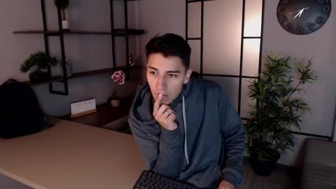 Snapshot of andyjoy_ chatting on March 8, 2025, 10:22 am Andy Joy online show from March 8, 2025, 10:22 am
