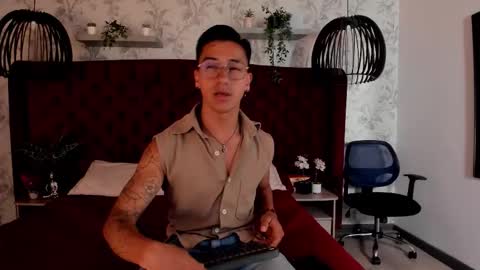 Snapshot of andyjoy_ chatting on September 24, 2025, 11:35 am Andy Joy online show from September 24, 2025, 11:35 am