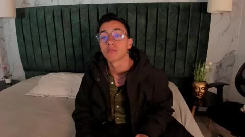 Snapshot of andyjoy_ chatting on October 4, 2025, 11:08 am Andy Joy online show from October 4, 2025, 11:08 am