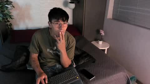 Snapshot of andyjoy_ chatting on October 6, 2025, 11:07 am Andy Joy online show from October 6, 2025, 11:07 am