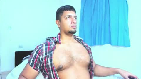 andylemonda online show from November 18, 2025, 2:17 am