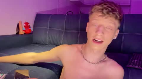 Snapshot of andytwinkkk chatting on March 19, 2026, 5:06 pm AndyTwinkkk online show from March 19, 2026, 5:06 pm