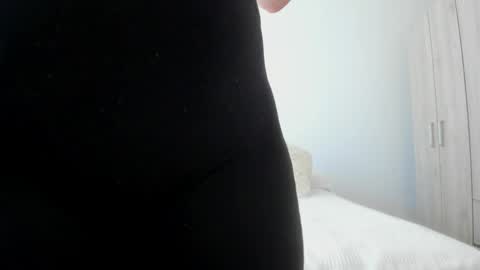 Andy  online show from April 18, 2026, 1:15 pm