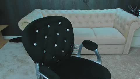 Anne online show from February 10, 2025, 10:51 pm