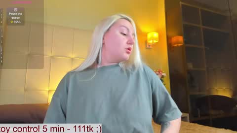 Anet Dream online show from April 4, 2026, 5:43 pm