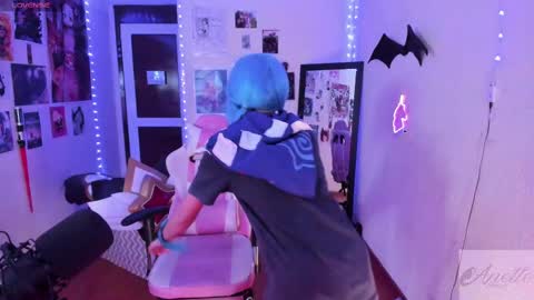 Snapshot of anette_sf chatting on February 14, 2025, 3:22 am Anette Scorpio online show from February 14, 2025, 3:22 am