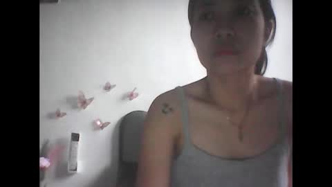 ange011 online show from May 19, 2026, 6:09 am