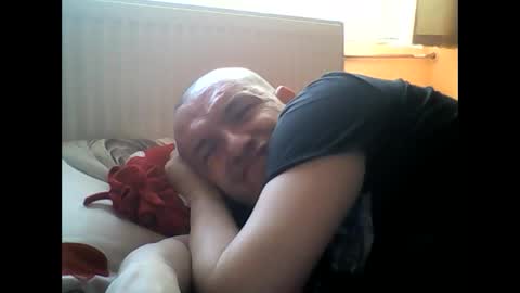 Snapshot of angel26sexy chatting on March 15, 2026, 12:44 pm Angel online show from March 15, 2026, 12:44 pm