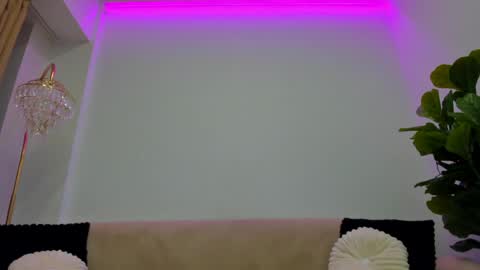 angel__vibe online show from February 23, 2026, 9:23 pm