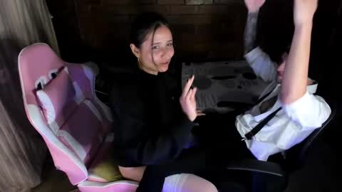 Angel y Yessi online show from January 15, 2025, 6:01 am