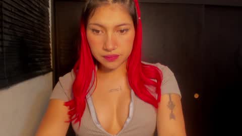 Angie indepent model online show from December 18, 2024, 11:51 pm