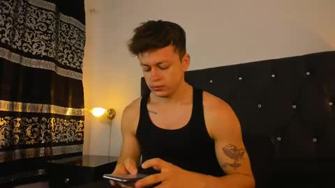 Snapshot of angel_cuervo chatting on February 11, 2025, 12:48 pm Angel Cuervo online show from February 11, 2025, 12:48 pm