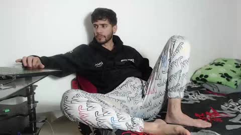 Angel Damons online show from October 2, 2025, 4:58 pm