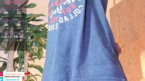 ngel Esteban  online show from February 12, 2025, 10:03 am