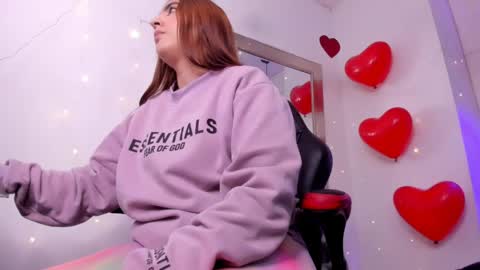 angel hardy online show from April 8, 2026, 10:37 am