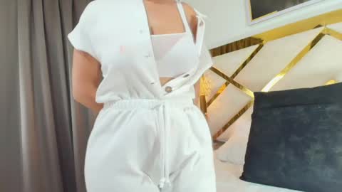 Snapshot of angel_perverted1 chatting on March 31, 2026, 11:10 am Nicolle online show from March 31, 2026, 11:10 am