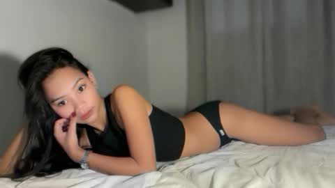 angel_petite07 online show from February 16, 2026, 12:40 am