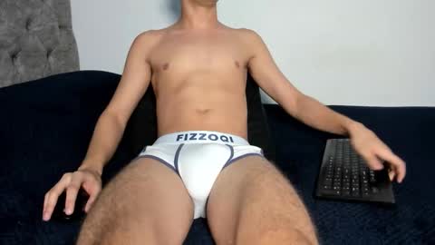 Angel online show from September 25, 2025, 7:34 am