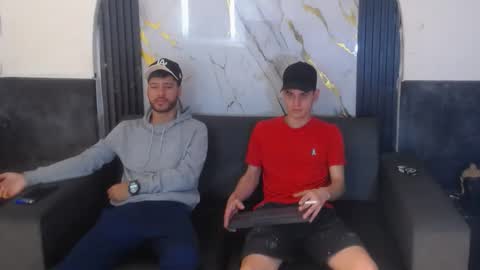 angel_villareal_ online show from March 10, 2026, 5:45 am