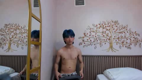 Angel  online show from November 19, 2025, 11:16 pm