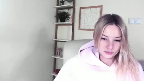 Angela online show from February 19, 2026, 6:53 am