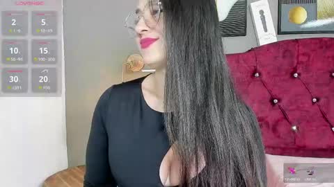 angela_nix online show from April 9, 2026, 4:12 pm
