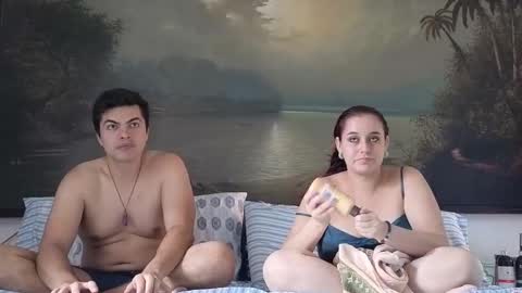 Max y Angela independent model online show from February 9, 2026, 7:51 pm