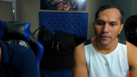 Snapshot of angelandchris chatting on September 22, 2025, 12:18 pm Angel And Cris online show from September 22, 2025, 12:18 pm