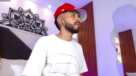 Angel online show from April 8, 2026, 4:45 am