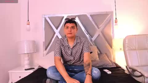 angelblue   online show from July 19, 2026, 8:01 pm