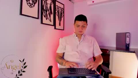 angelblue   online show from July 20, 2026, 7:49 pm