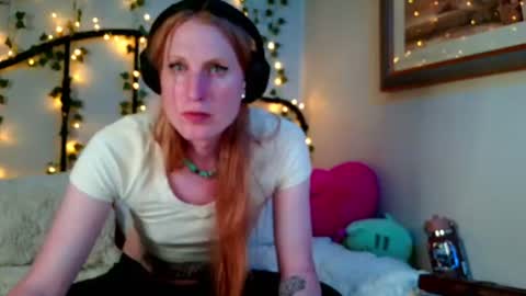 AngelCakexoxo online show from June 10, 2026, 10:36 am