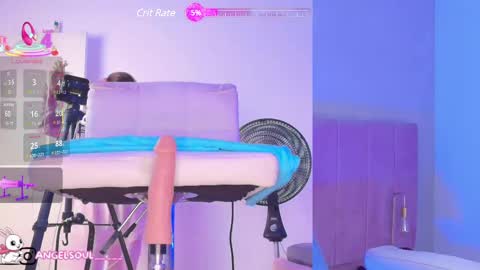 Snapshot of angelcb_ chatting on February 16, 2025, 8:32 am angel online show from February 16, 2025, 8:32 am