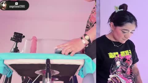 Snapshot of angelcb_ chatting on October 5, 2025, 6:45 am angel online show from October 5, 2025, 6:45 am