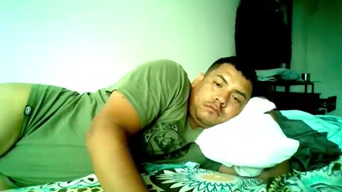 Snapshot of angeldavid90 chatting on March 16, 2026, 11:58 am angeldavid90 online show from March 16, 2026, 11:58 am