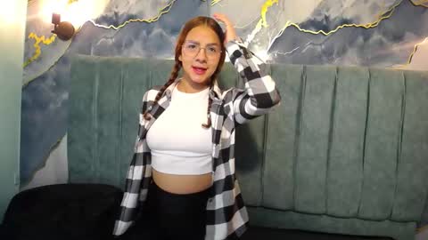 angel online show from November 12, 2025, 1:33 pm