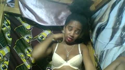 Angelettee online show from June 16, 2026, 4:59 am