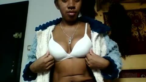 Angelettee online show from July 6, 2026, 10:12 am