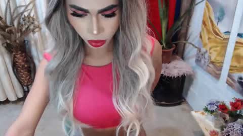 Snapshot of angelic_face_808 chatting on February 1, 2025, 1:44 am DIVINE ANGEL online show from February 1, 2025, 1:44 am