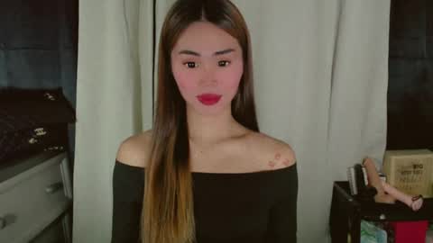 Snapshot of angelic_sex chatting on June 21, 2026, 7:49 pm Angelica online show from June 21, 2026, 7:49 pm
