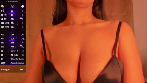 angelica_hot19 online show from February 4, 2026, 4:13 pm
