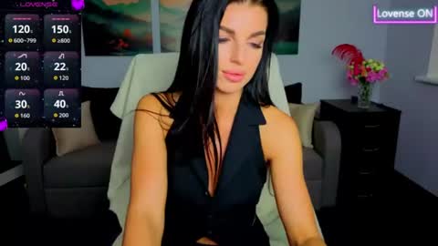 Snapshot of angelina_clark chatting on July 14, 2026, 10:21 am Angelina online show from July 14, 2026, 10:21 am