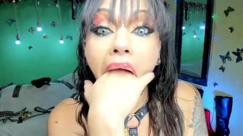 Snapshot of angelina_james_ chatting on May 14, 2026, 10:49 pm Angelina online show from May 14, 2026, 10:49 pm