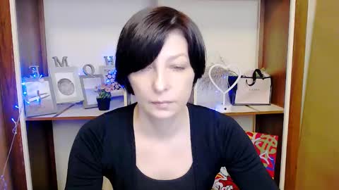 Snapshot of angelinalov_ chatting on January 20, 2025, 8:09 am Angelina online show from January 20, 2025, 8:09 am