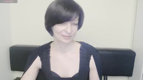 Snapshot of angelinalov_ chatting on February 13, 2025, 7:45 am Angelina online show from February 13, 2025, 7:45 am