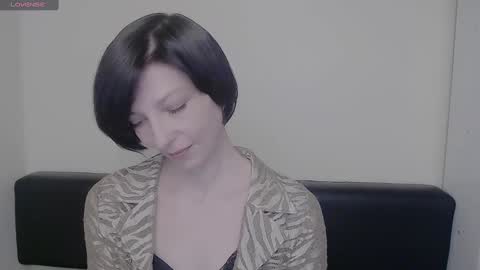 Snapshot of angelinalov_ chatting on February 18, 2025, 9:10 am Angelina online show from February 18, 2025, 9:10 am