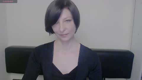Snapshot of angelinalov_ chatting on February 20, 2025, 10:59 am Angelina online show from February 20, 2025, 10:59 am