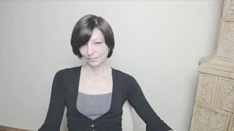 Snapshot of angelinalov_ chatting on March 1, 2025, 6:57 am Angelina online show from March 1, 2025, 6:57 am