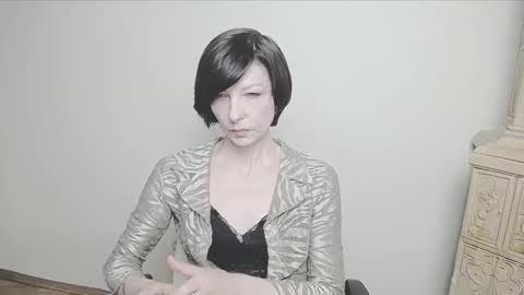 Snapshot of angelinalov_ chatting on March 3, 2025, 7:32 am Angelina online show from March 3, 2025, 7:32 am